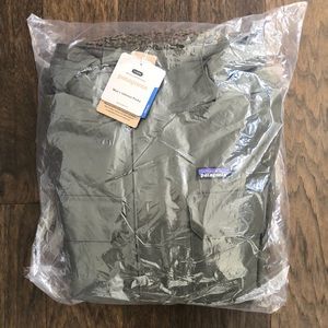 Patagonia Isthmus Parka Basin Green Mens M - NWT